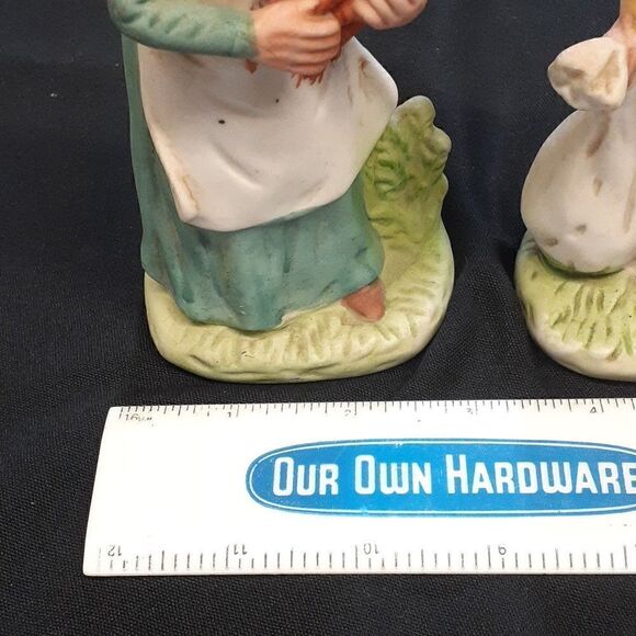 Vintage set of old lady with carrots and old man with carrots - Picture 9 of 9